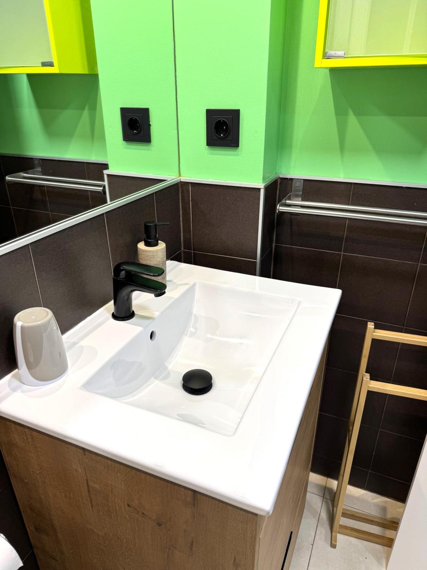 Apartamento Candalex En Malaga Bagian luar foto
