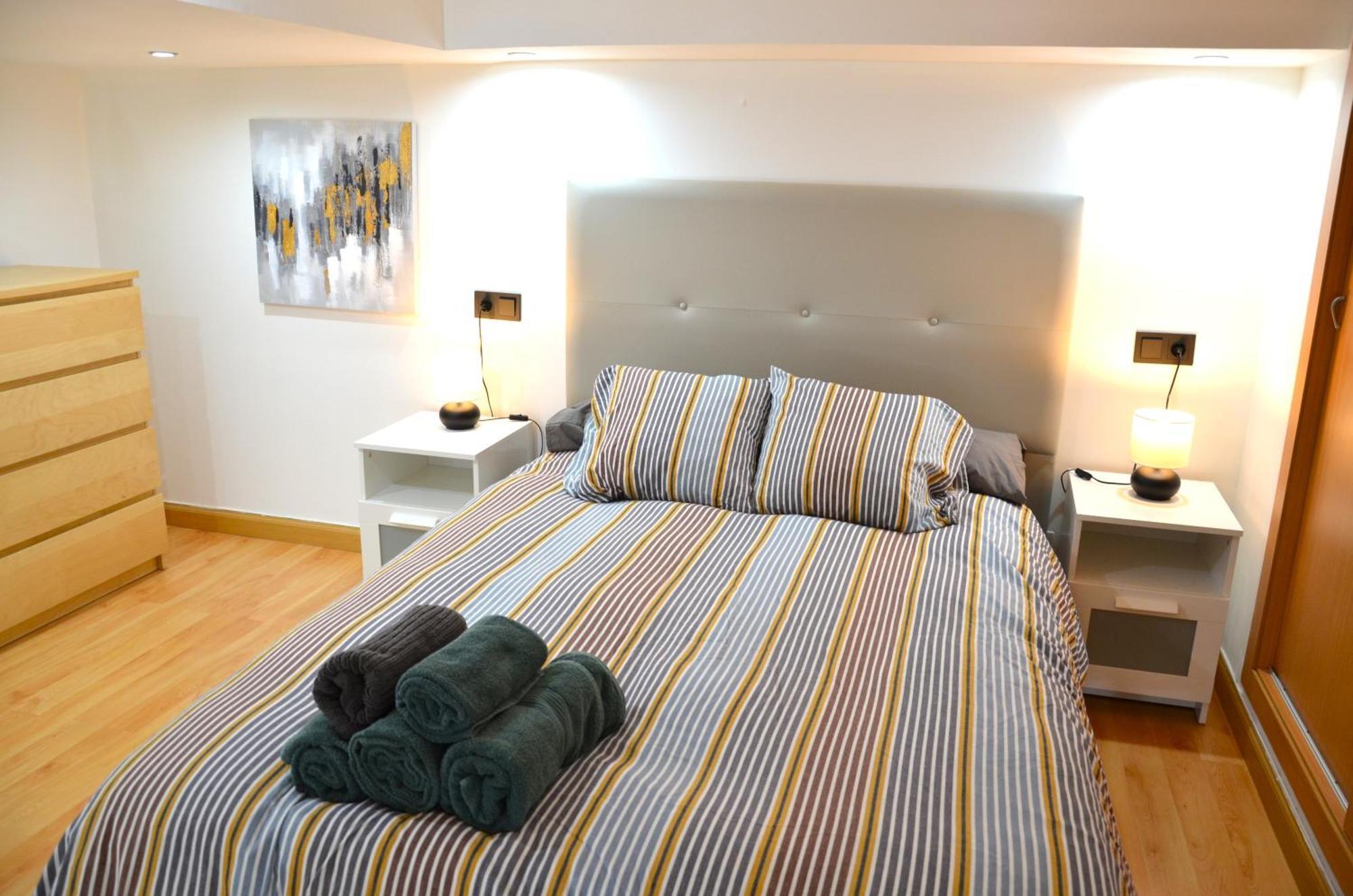 Apartamento Candalex En Malaga Bagian luar foto